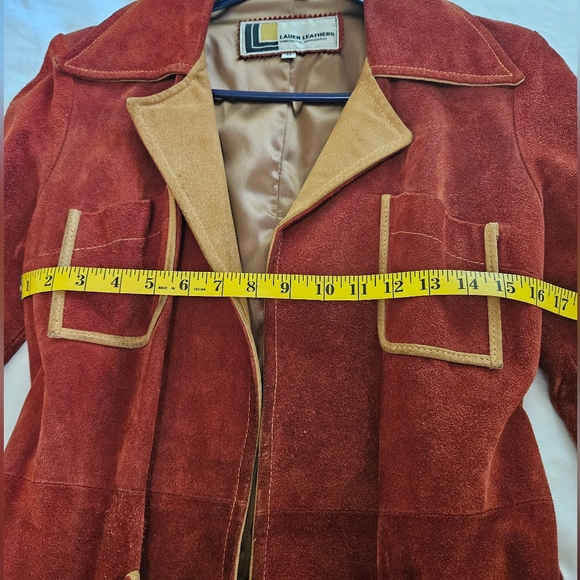 Vintage Suede Mini Trench Coat 1970s - Picture 3 of 10